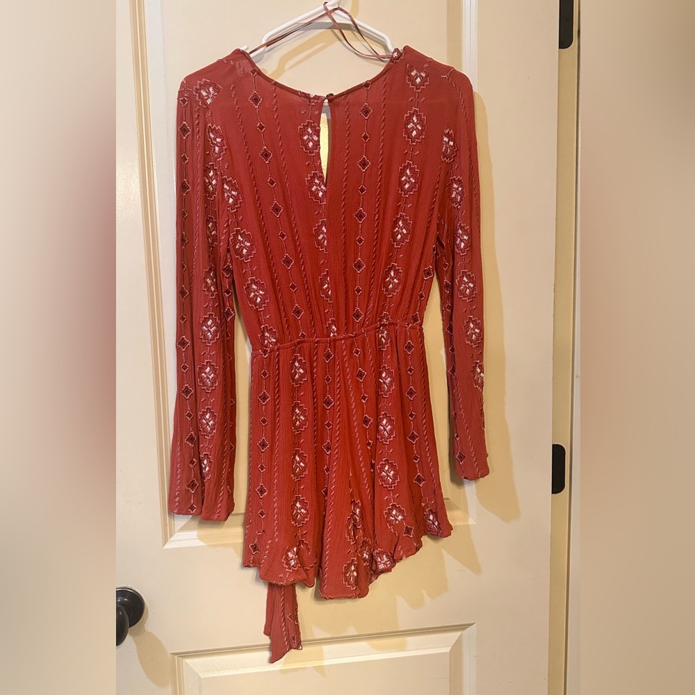 Rust Red Patterned Wrap Top - Picture 3 of 3